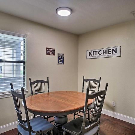 Branson Condo With Pool Access, Walk To Fishing Exteriör bild