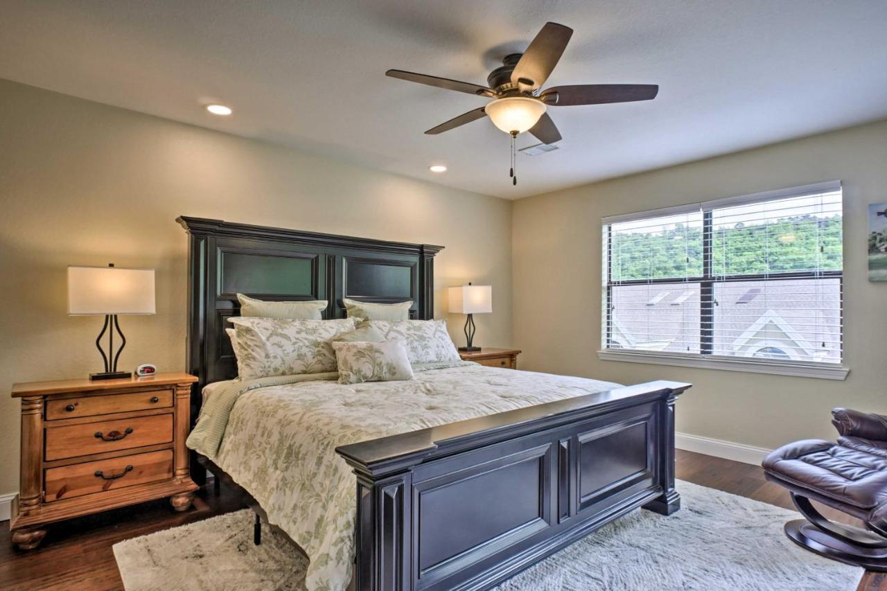 Branson Condo With Pool Access, Walk To Fishing Exteriör bild