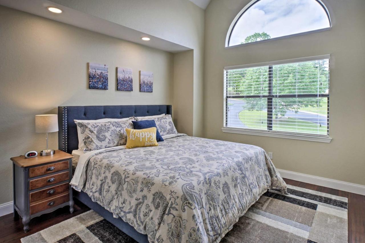 Branson Condo With Pool Access, Walk To Fishing Exteriör bild