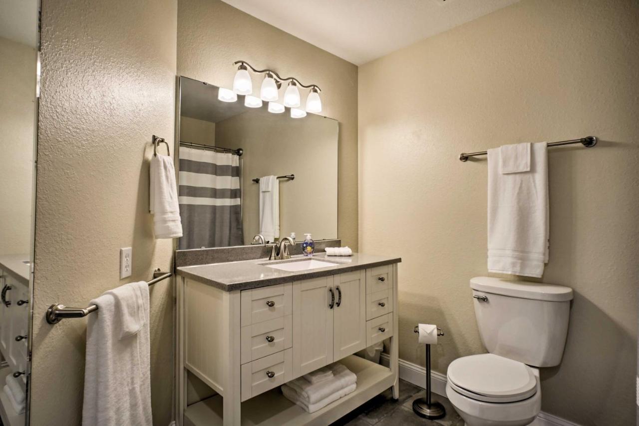Branson Condo With Pool Access, Walk To Fishing Exteriör bild